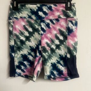 PINK activewear biker shorts